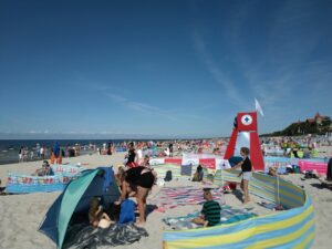 Strzeżona plaża w Łebie